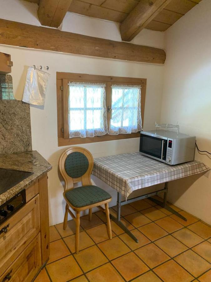 Ferienwohnung Jalet Tschierv Екстер'єр фото